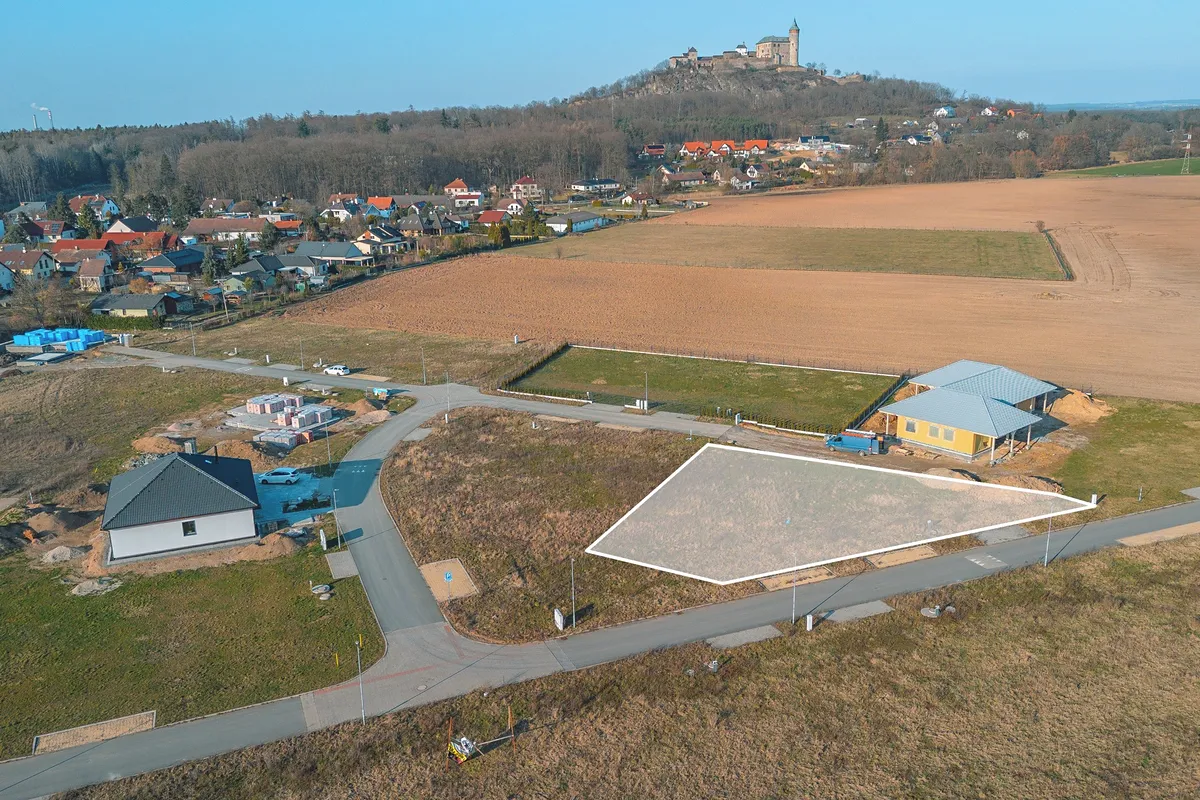 Prodej stavebního pozemku 1094 m²